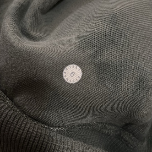 Lululemon zip up - Picture 6 of 6